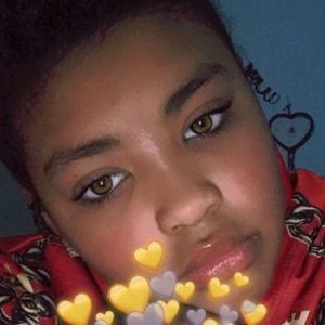 Meet your Posher, Ariah